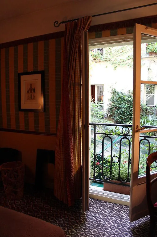Saint Sulpice Apartment