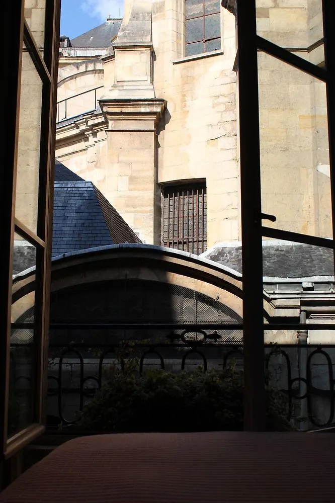 Saint Sulpice Apartment Paris