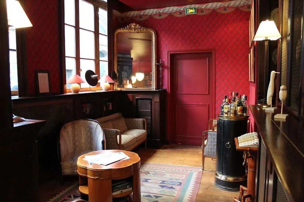Saint Sulpice Apartment