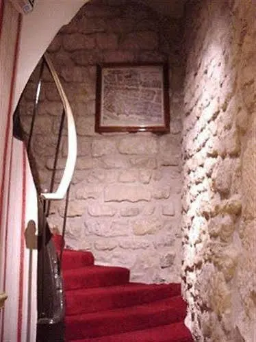 Apartment Saint Sulpice Paris